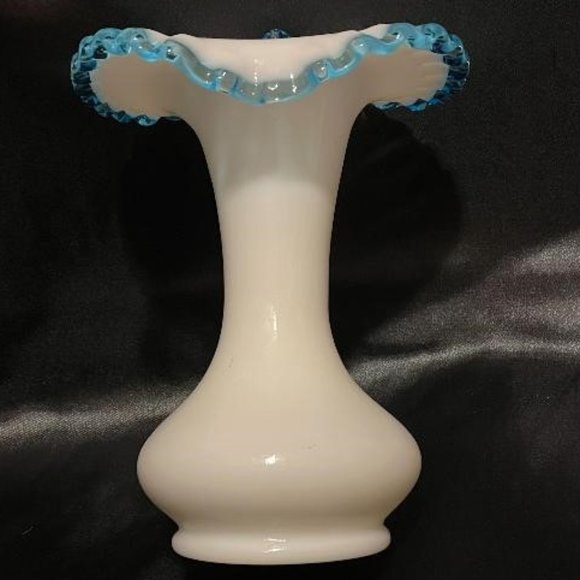 AQUA CREST MILK GLASS JACK IN PULPIT RUFFLE RIM VASE (VINTAGE FENTON PRE-LOGO ?) - Picture 11 of 16